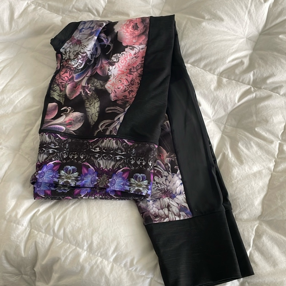 Sz XL leggings NWOT